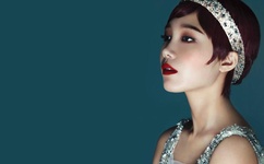 机灵姐压腿哭了